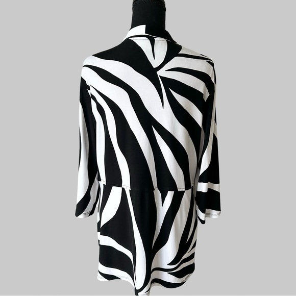 Frank Lyman Zebra Striped Draped Jersey Open Front Jacket Made in Canada - Picture 3 of 16